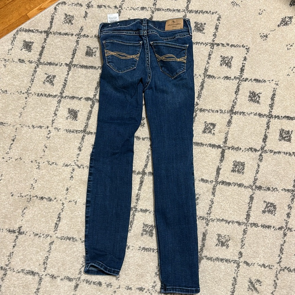 Girls Abercrombie Bundle - Picture 14 of 14
